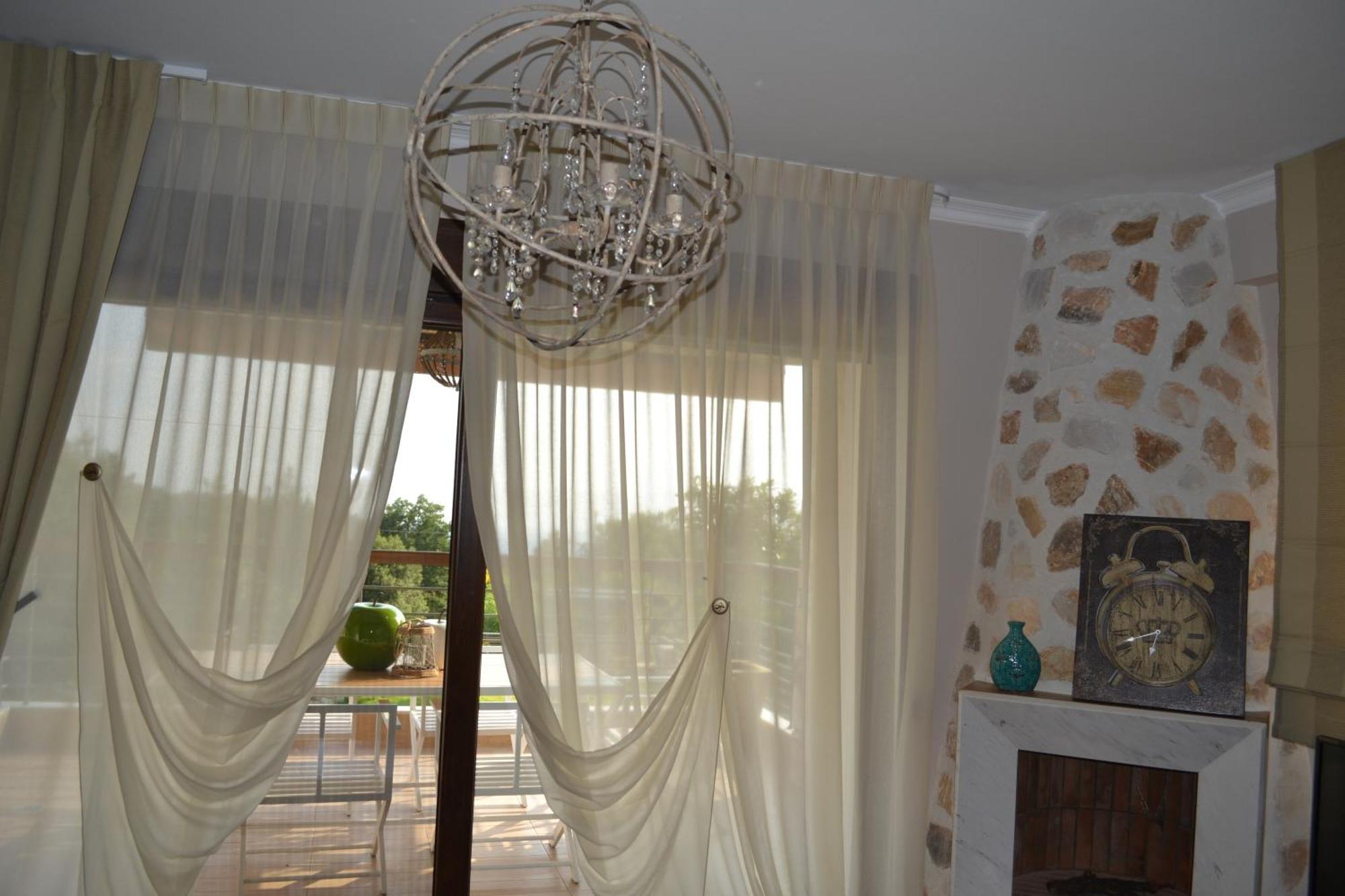 Evmorfes Villas Polygyros ภายนอก รูปภาพ