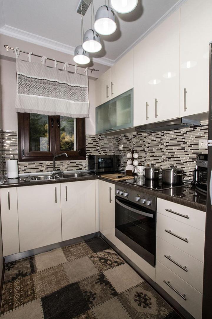 Evmorfes Villas Polygyros ภายนอก รูปภาพ