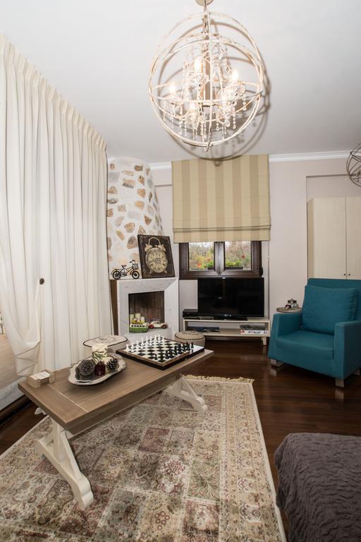 Evmorfes Villas Polygyros ภายนอก รูปภาพ