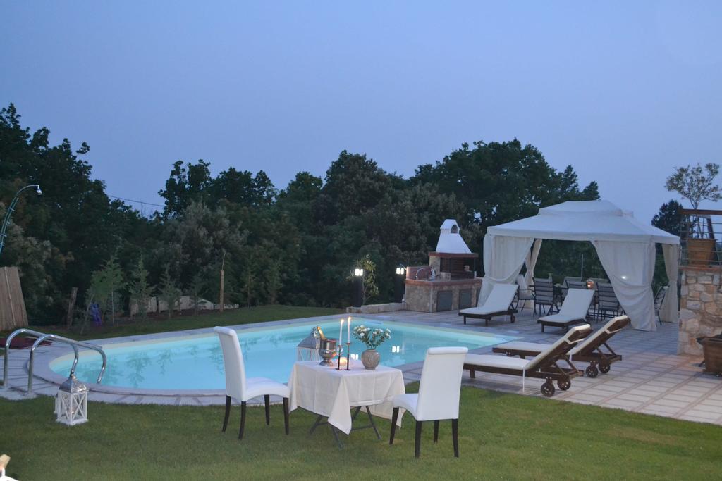 Evmorfes Villas Polygyros ห้อง รูปภาพ